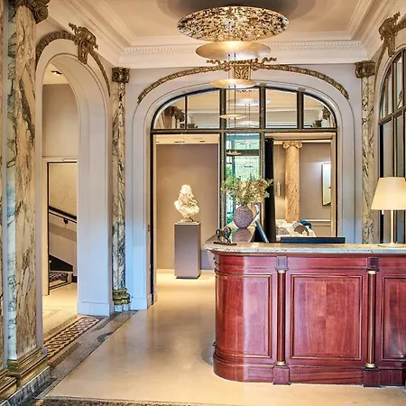 Brighton - Esprit De France Hotel 4*