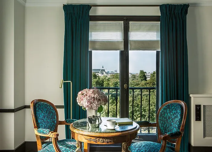 Brighton - Esprit De France Hotel