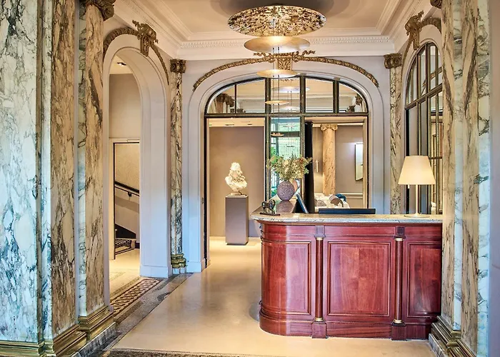 Brighton - Esprit De France Hotel 4*