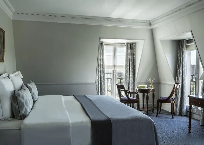 Brighton - Esprit De France 4* Paris