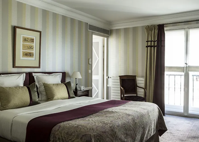 Brighton - Esprit De France Hotel Paris