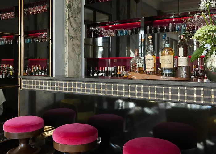 Hotel Brighton - Esprit De France