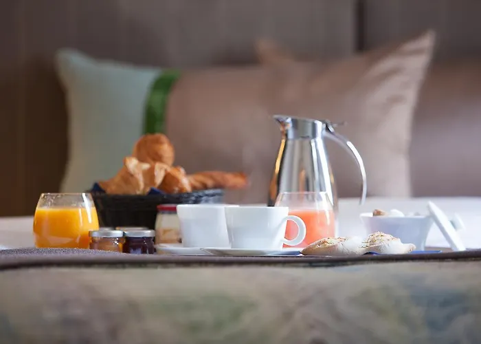 Hotel Brighton - Esprit De France