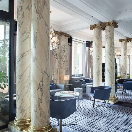 브라이튼 - 에스프리 드 프랑스 파리