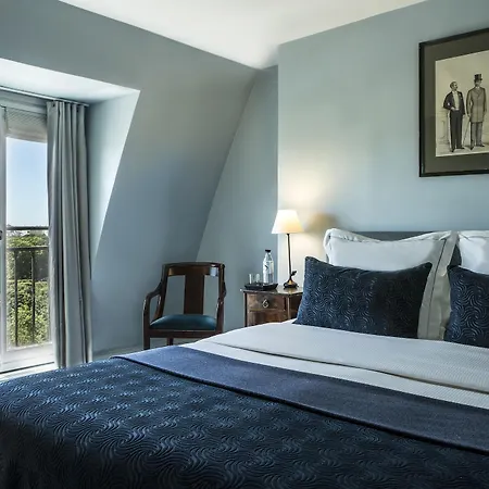 Hotel Brighton - Esprit De France 4*