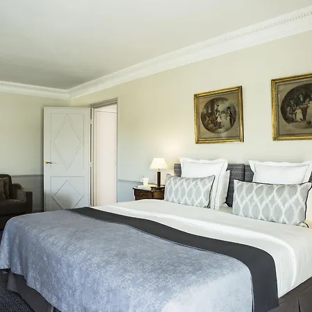 Hotel Brighton - Esprit De France 4*