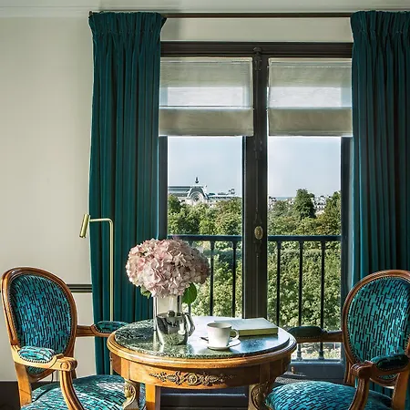 Brighton - Esprit De France Hotel