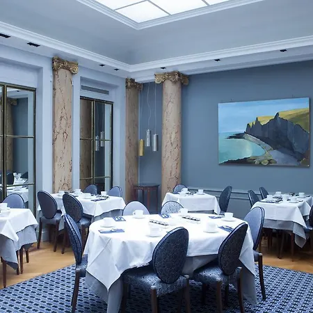 Brighton - Esprit De France Hotel 4*