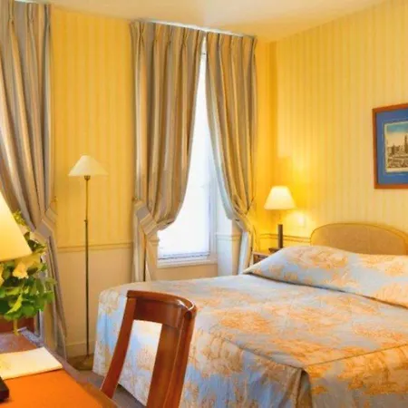 Hotel Brighton - Esprit De France 4*