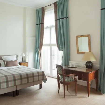 Brighton - Esprit De France Hotel