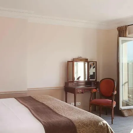 Brighton - Esprit De France Hotel 4*